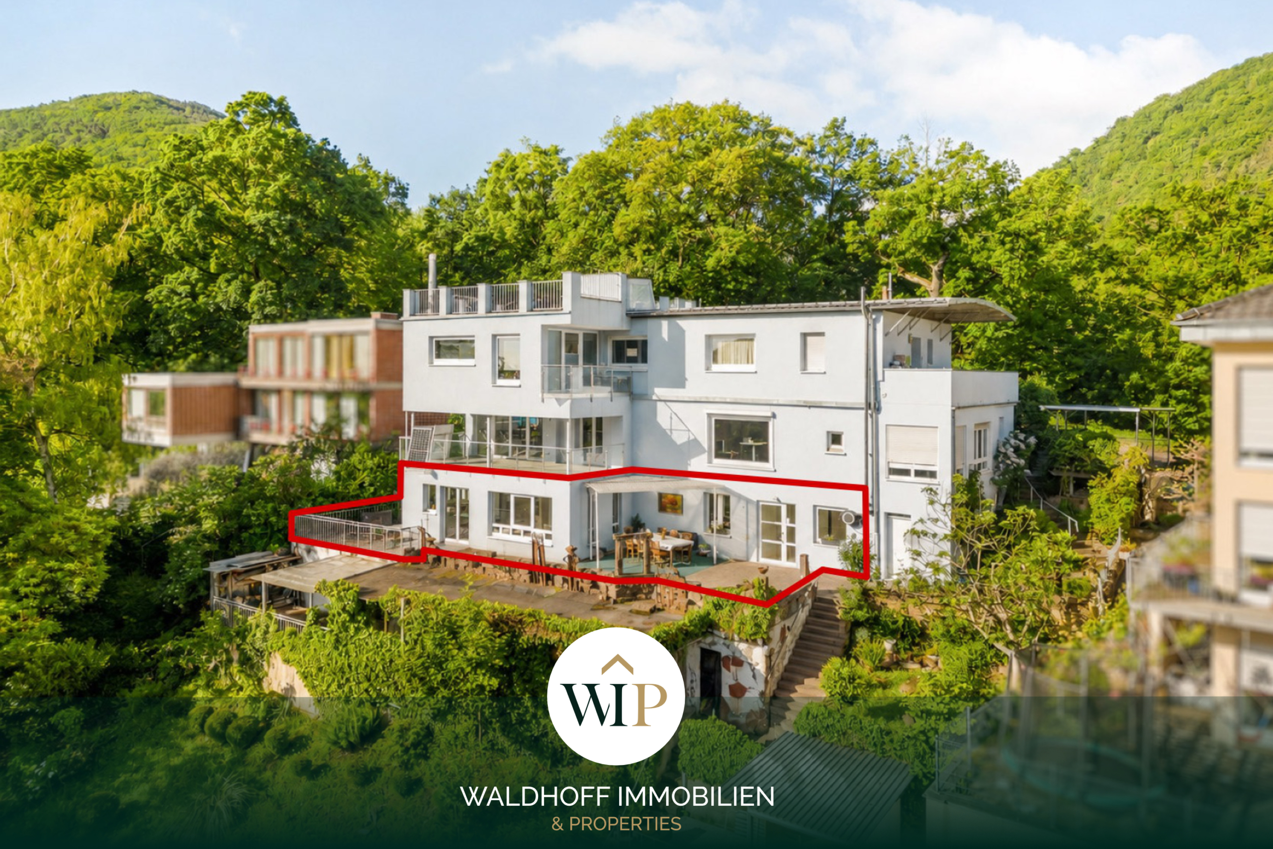 Wohnen mit Weitblick – Großzügige 4-ZKB-ETW mit Terrasse und Panoramaausblick am Waldrand